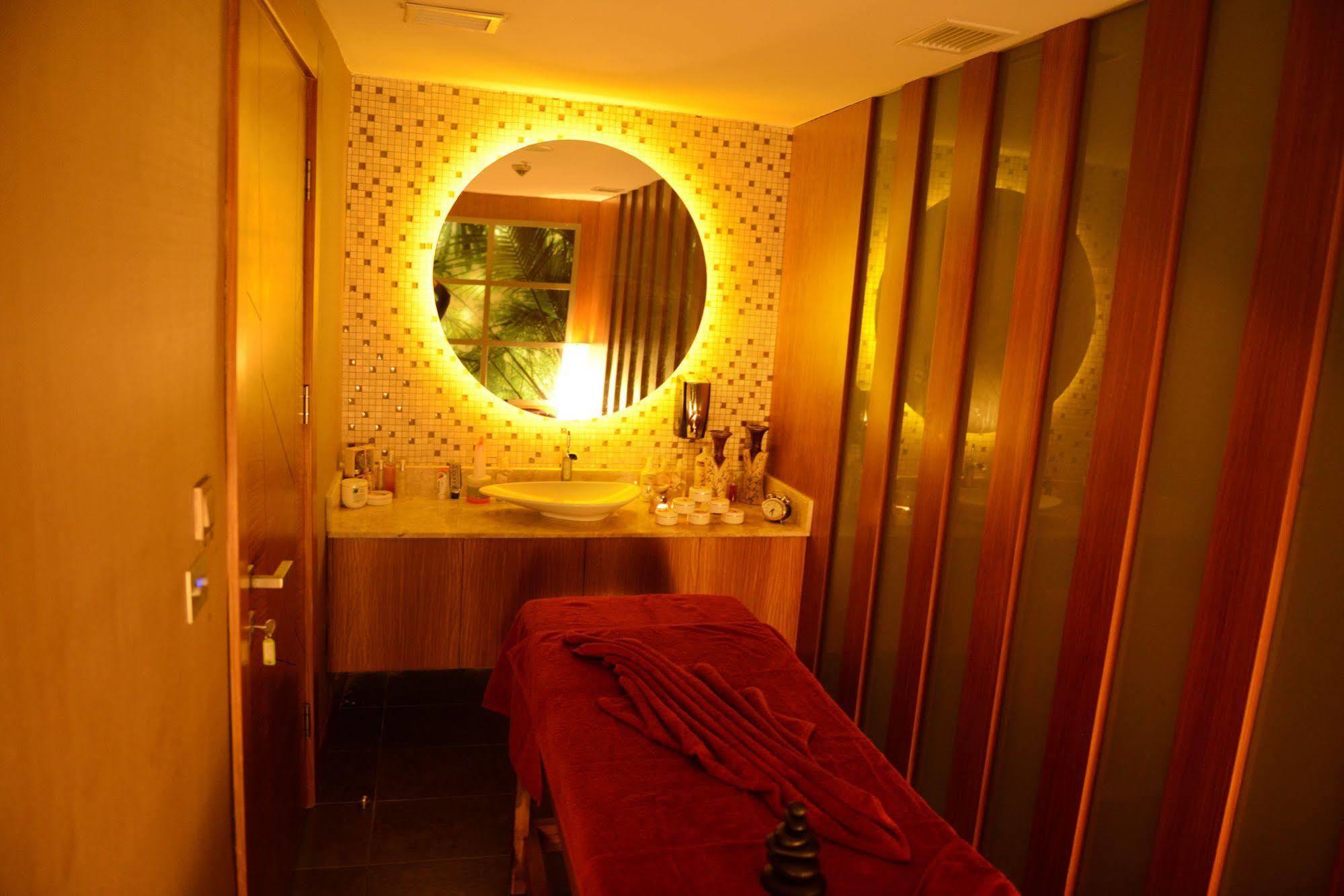 Holiday Inn Gaziantep By Ihg Ngoại thất bức ảnh