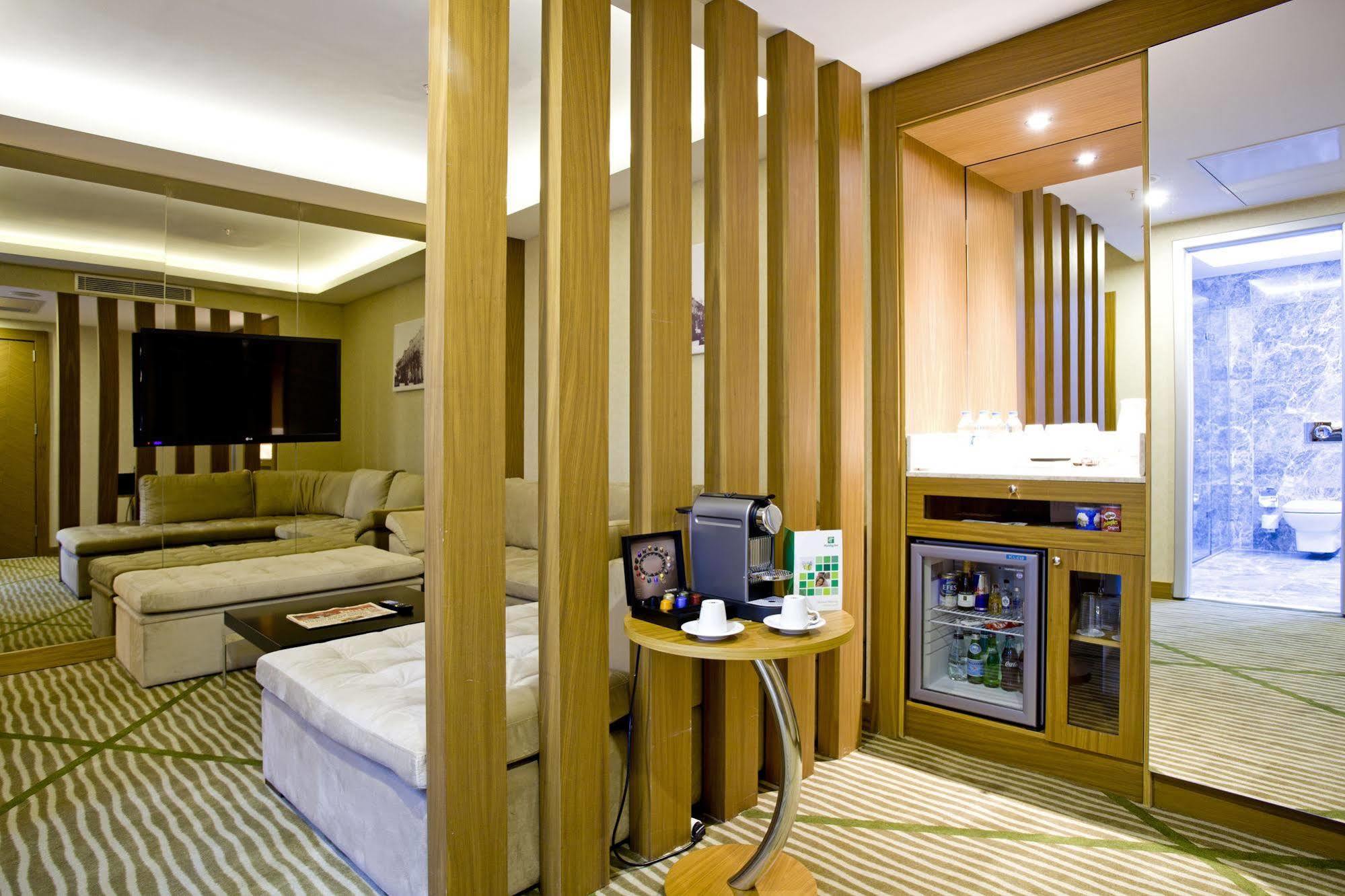 Holiday Inn Gaziantep By Ihg Ngoại thất bức ảnh